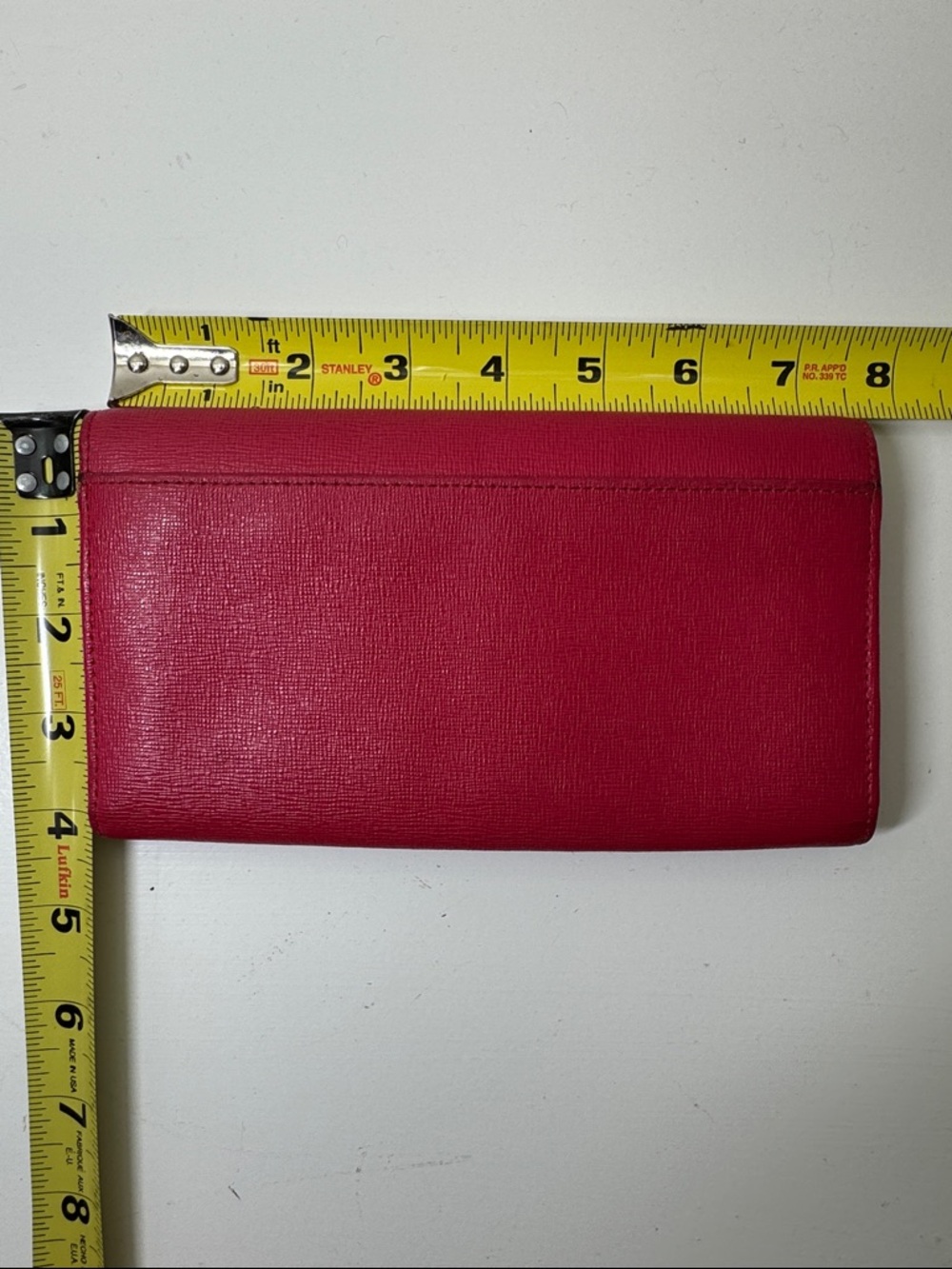 Furla red textured wallet. - Picture 3 of 11